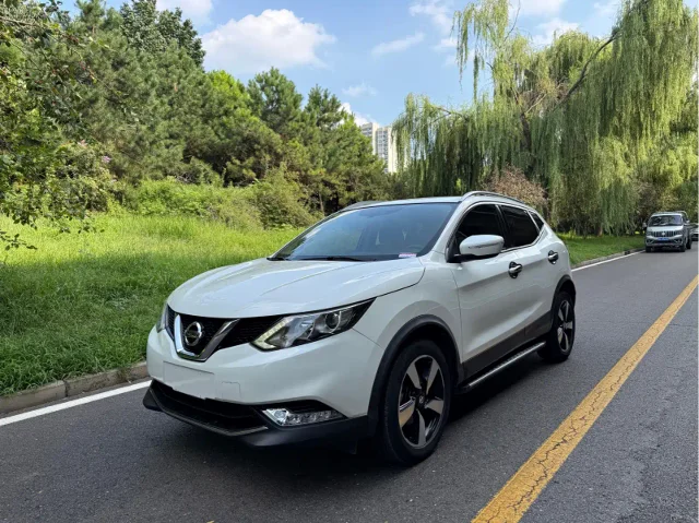 Nissan Qashqai 2.0L CVT Smart Edition China V
