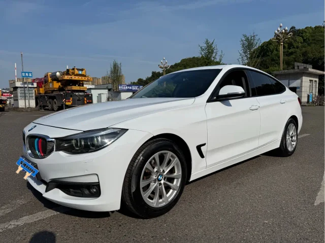 BMW 3 Series GT 320i Fashion Type