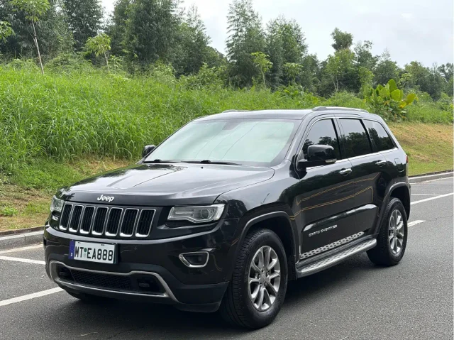 Jeep Grand Cherokee (Import) 3.0L Comfort Enjoy Navigation Edition