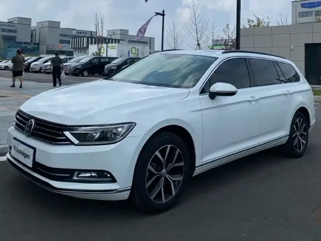 Volkswagen Variant 380TSI 2WD Comfort Travel Edition