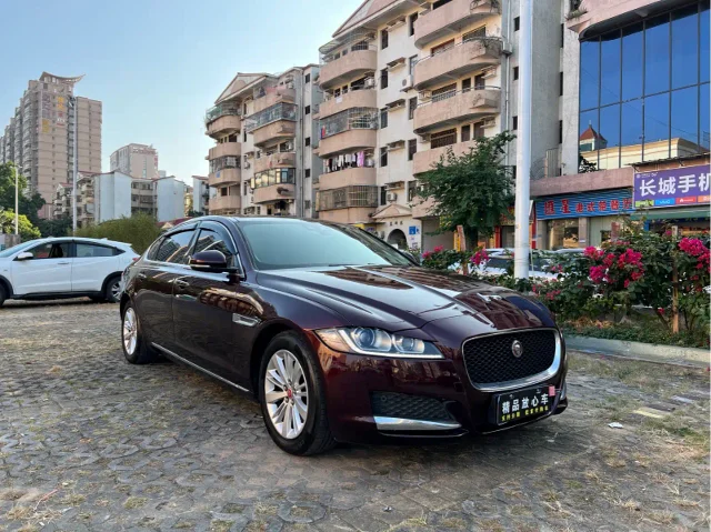 Jaguar XFL XFL 2.0T 240PS Luxury Edition