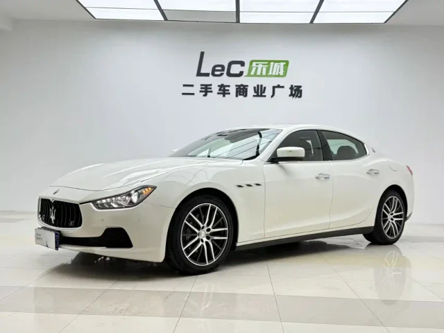 Maserati Ghibli 3.0T Standard Edition