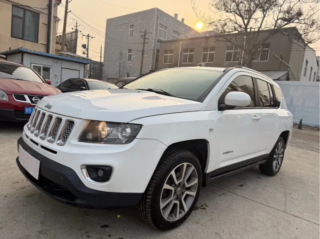 Jeep Compass (Import) Facelift 2.0L 2WD Elite Edition