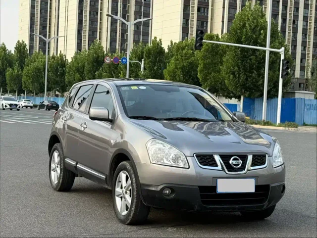 Nissan Qashqai 2.0XV Thunder CVT 2WD