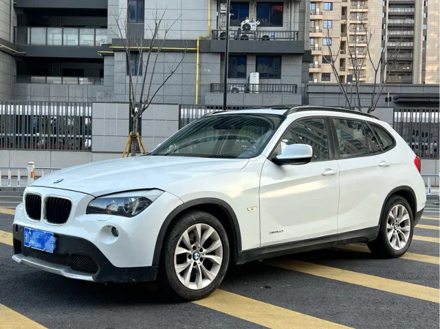 BMW X1 (Import) xDrive25i