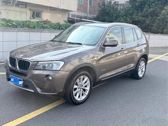 BMW X3 (Import) xDrive20i Luxury Type