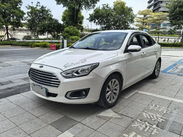 Ford Escort 1.5L Auto Fashion Type