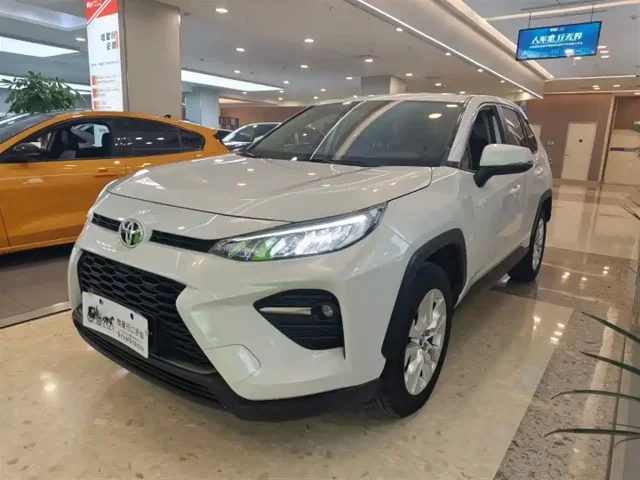 Toyota Wildlander Facelift 2.0L CVT 2WD Leading Edition
