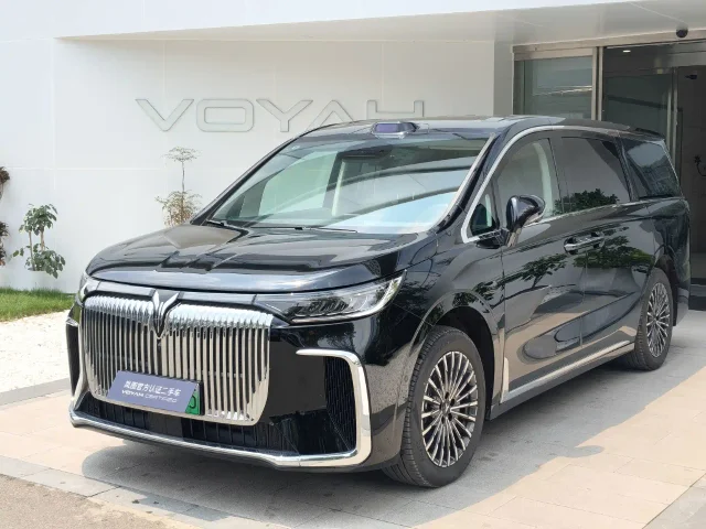 Voyah Dreamer PHEV Qiankun Ultra