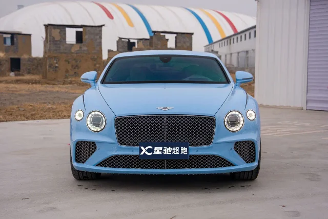 Bentley Continental 4.0T GT V8