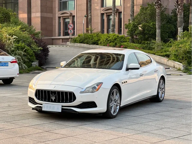 Maserati Quattroporte 3.0T Standard Edition