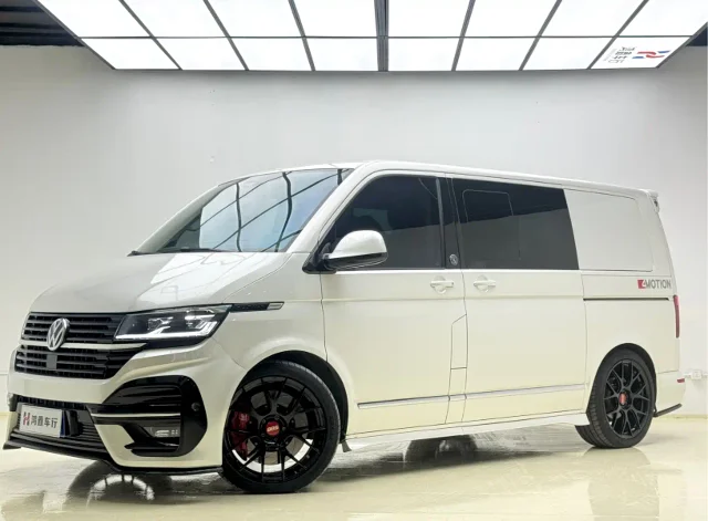 Volkswagen Multivan 2.0TSI 4WD Premium Edition 7 seats
