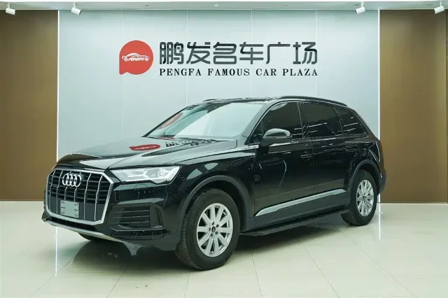 Audi Q7 45 TFSI quattro S line Sport Type