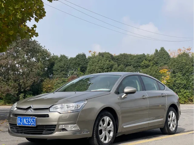 Citroen C5 2.3L Auto Elegant Type