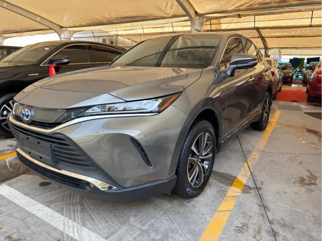 Toyota Harrier Hybrid 2.5L CVT 2WD Luxury Edition