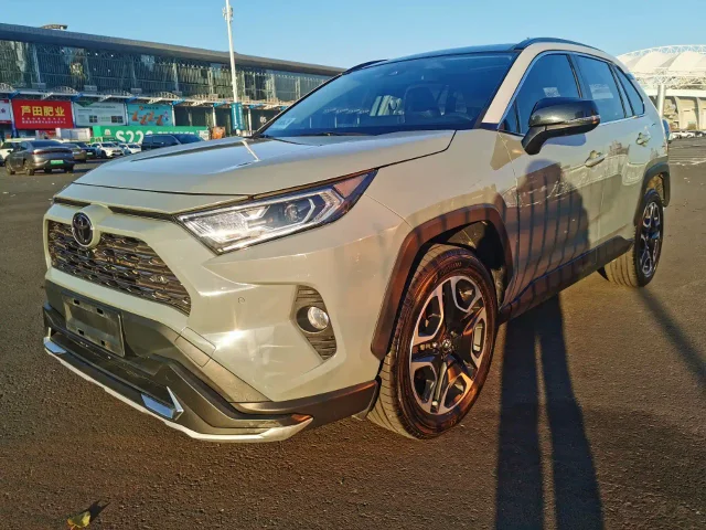 Toyota RAV4 2.0L CVT 2WD Premium Edition