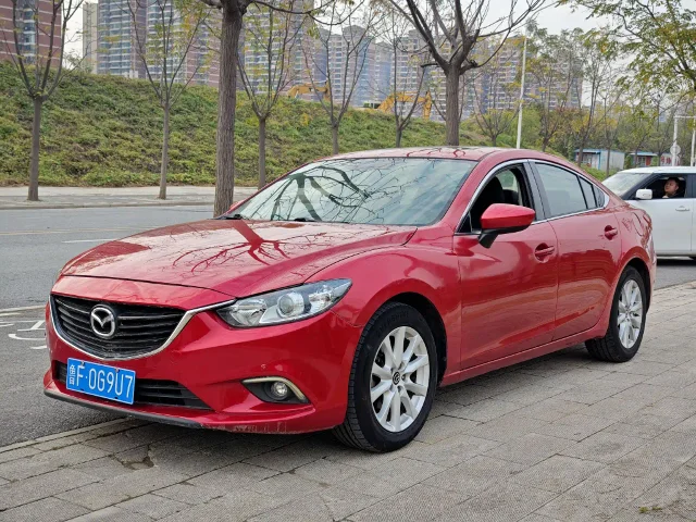 Mazda Atenza 2.0L Blue Sky Fashion Edition