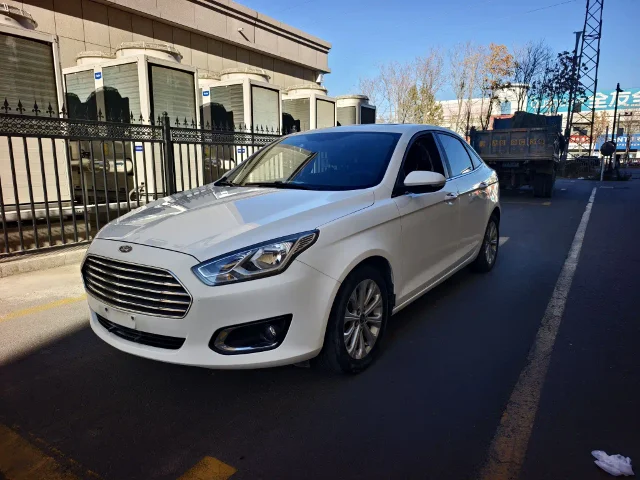 Ford Escort 1.5L Auto Comfort Type