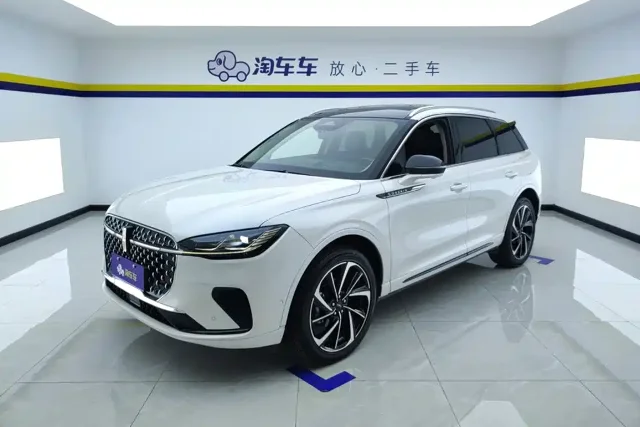 Lincoln Corsair 2.0T 4WD Premium Shine Edition