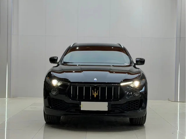 Maserati Levante 3.0T Standard Type