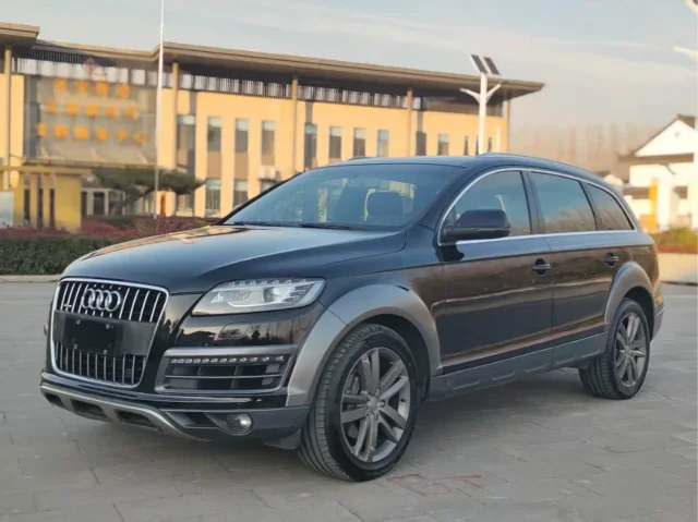 Audi Q7 35 TFSI Offroad Type