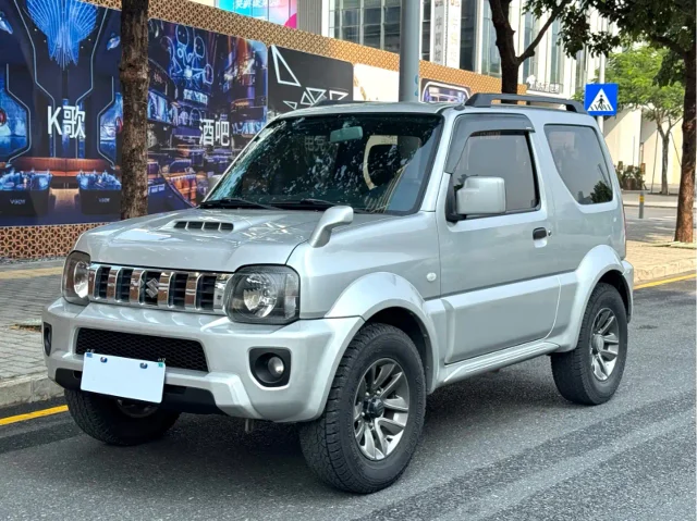 Suzuki Jimny 1.3 AT JLX
