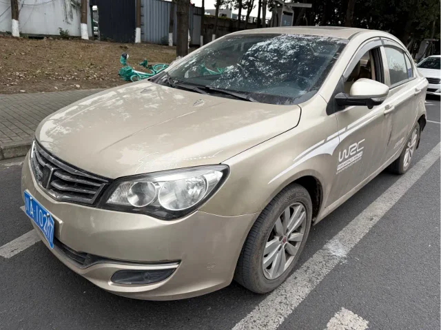 Roewe 350 1.5L Auto Luxury Sunroof Edition
