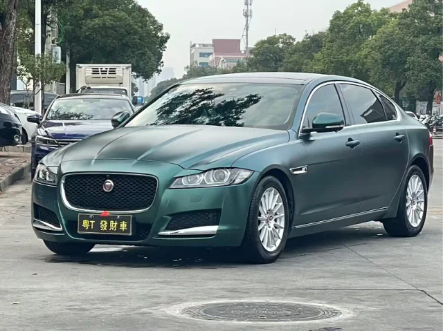 Jaguar XFL XFL 2.0T 200PS Luxury Edition