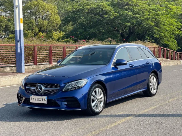 Mercedes-Benz C-Class (Import) C 200 Touring Sedan
