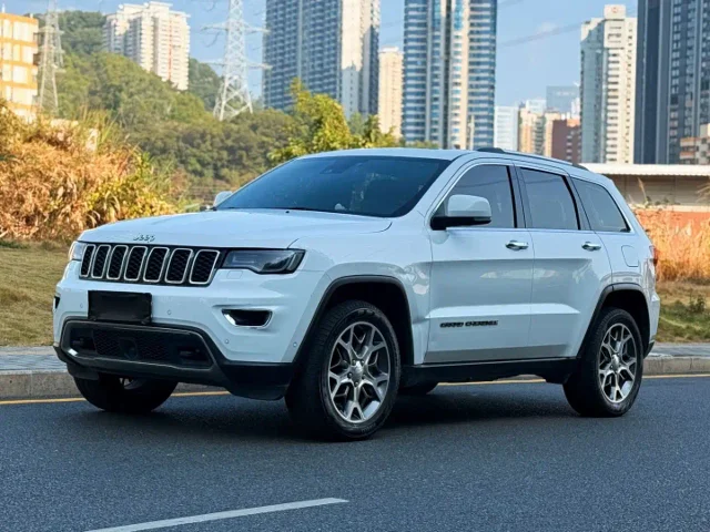 Jeep Grand Cherokee (Import) 3.0L 80th Anniversary Commemorative Edition