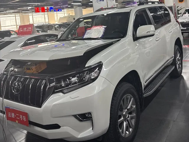Toyota Prado 3.5L Auto TX-L Rear External Spare Tire