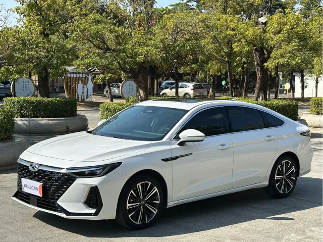 Chery Arrizo 8 1.6T DCT Elegant