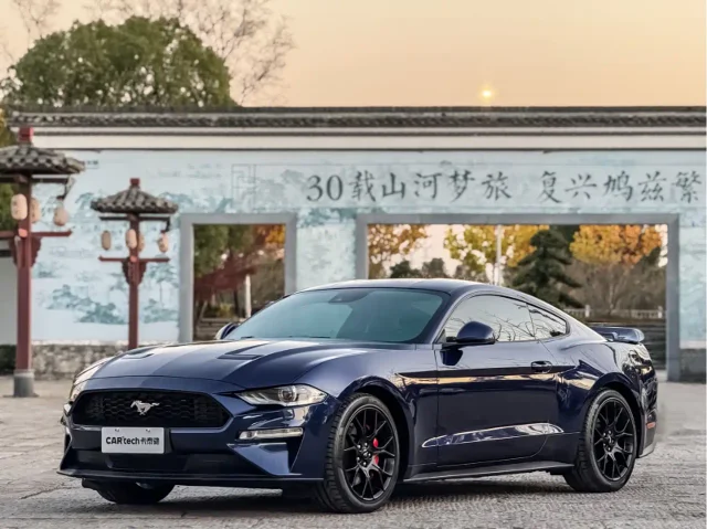 Ford Mustang 2.3L EcoBoost