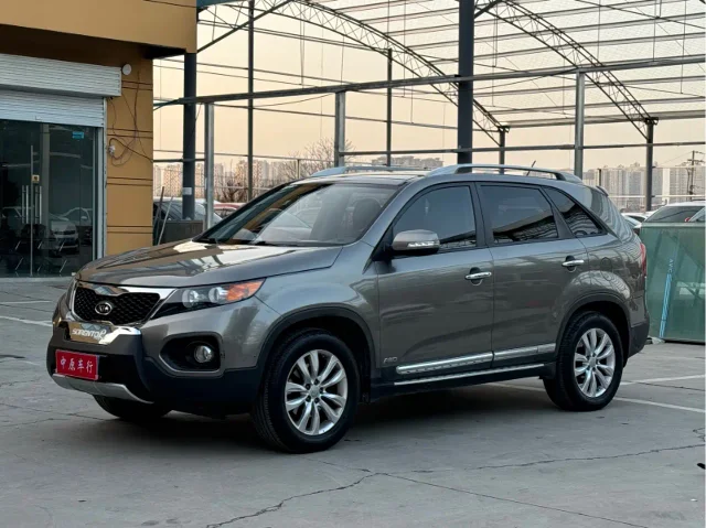 Kia Sorento 2.4L Gasoline Luxury Edition