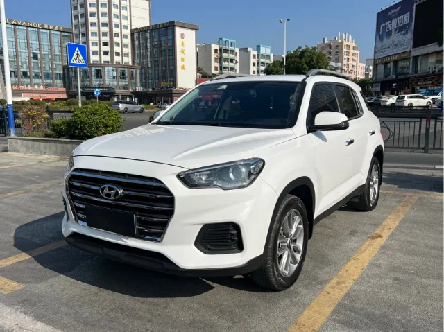 Hyundai ix35 2.0L Auto 2WD Smart Brave · Enjoy Edition