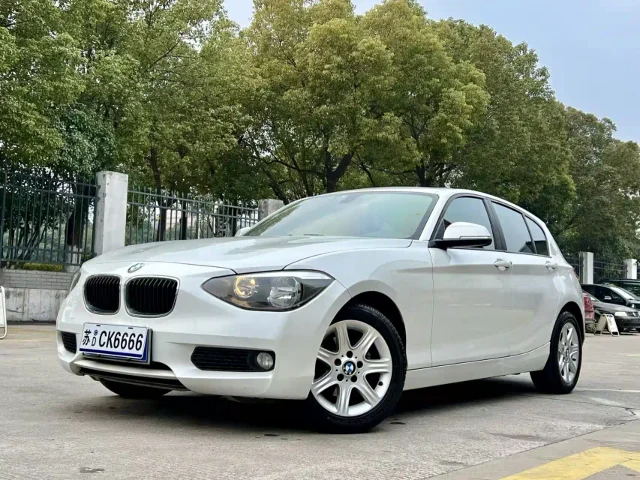 BMW 1 Series (Import) Facelift 116i Leading Type