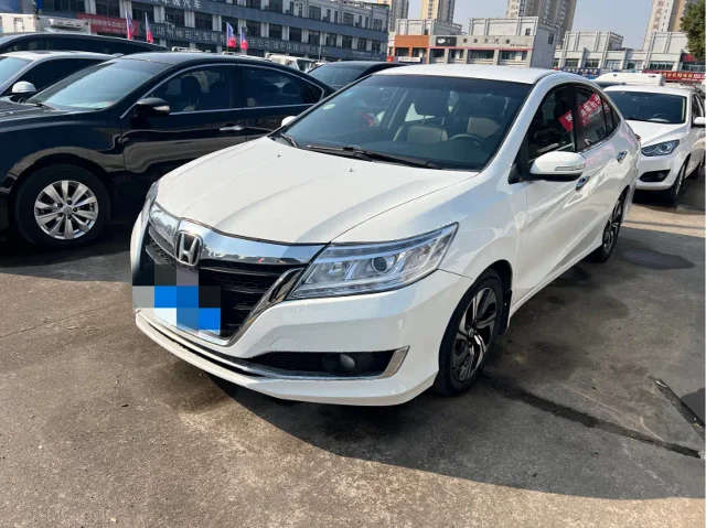 Honda Crider 1.8L CVT Comfort Edition
