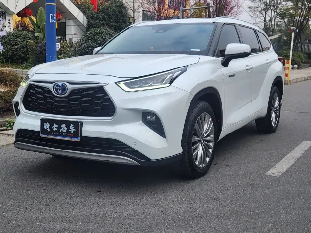 Toyota Highlander 2.5L Smart Electric Hybrid 4WD Premium Edition 7 seats