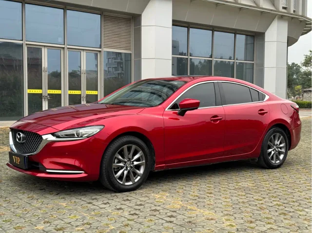 Mazda Atenza 2.0L Blue Sky Luxury Edition