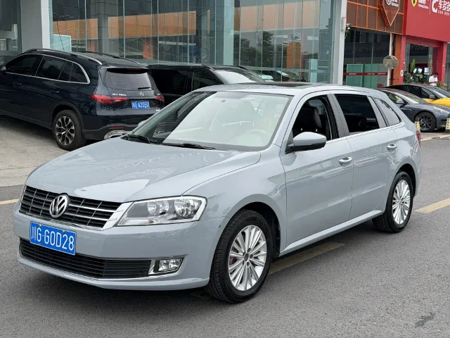 Volkswagen Gran Lavida 1.4TSI Auto Comfort Type