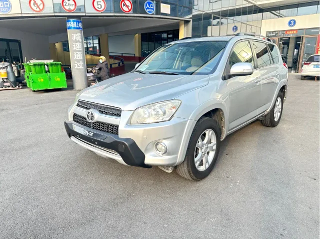 Toyota RAV4 2.0L Auto Luxury Edition