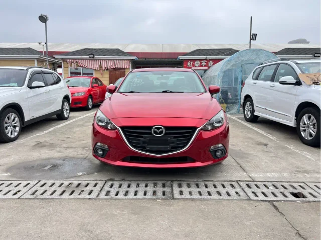 Mazda 3 Axela Sedan 1.5L Auto Luxury Type