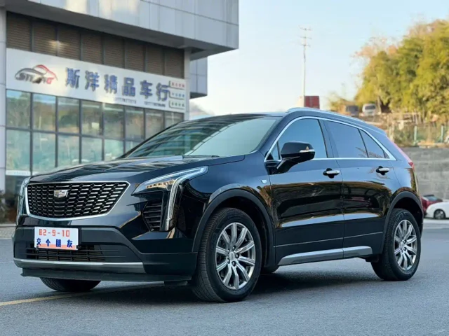 Cadillac XT4 28T 2WD Luxury Type