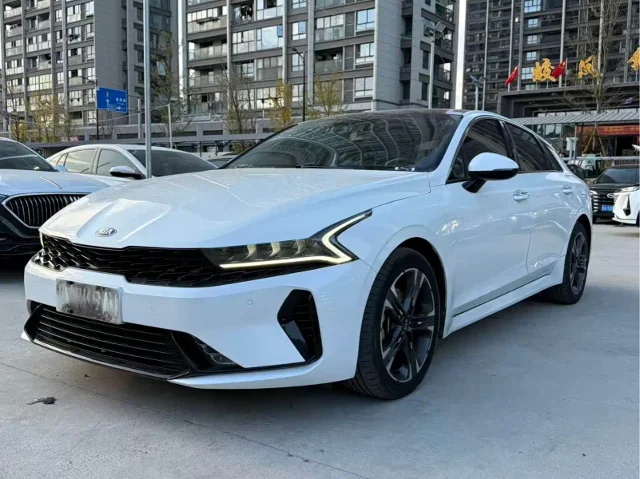 Kia K5 270T CVVD Luxury Edition