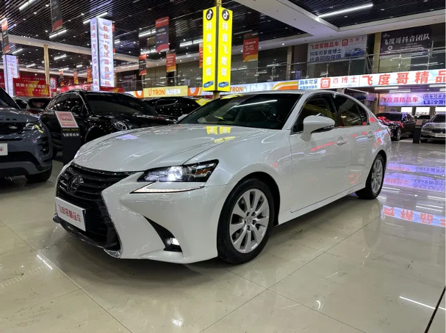 Lexus GS 200t Leading Edition