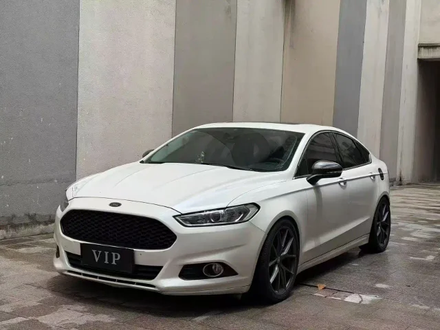 Ford Mondeo 2.0L GTDi200 Fashion Type