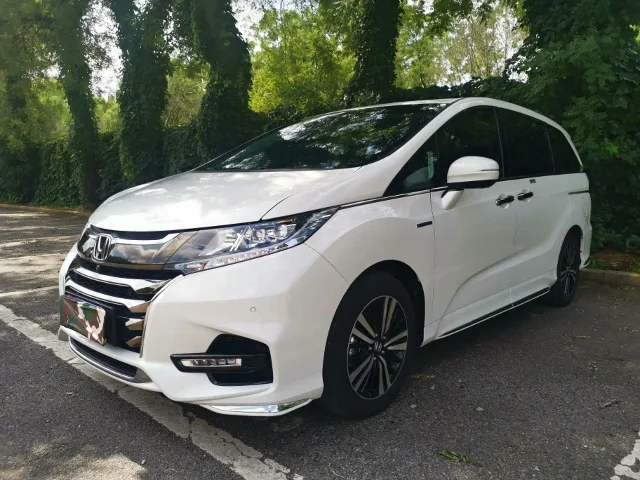 Honda Odyssey 2.0L Sharp Supreme Edition