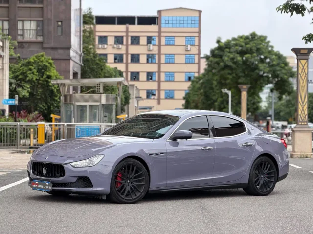 Maserati Ghibli 3.0T Standard Edition