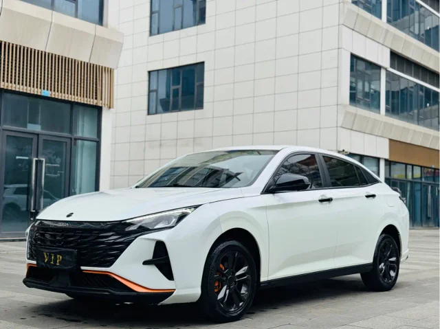 Aeolus Yixuan Mach Edition 1.5L Auto Shadow Chaser Edition