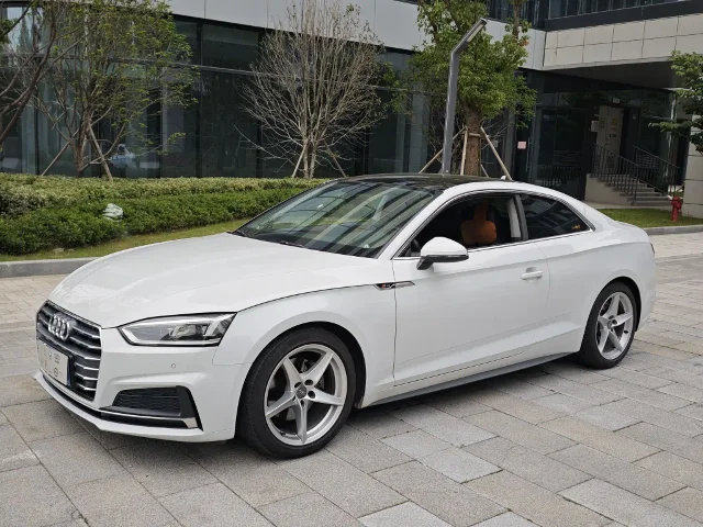 Audi A5 (Import) Coupe 40 TFSI Fashion Type China V
